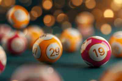 © CrazyJuke - stock.adobe.com Kugeln mit Zahlen